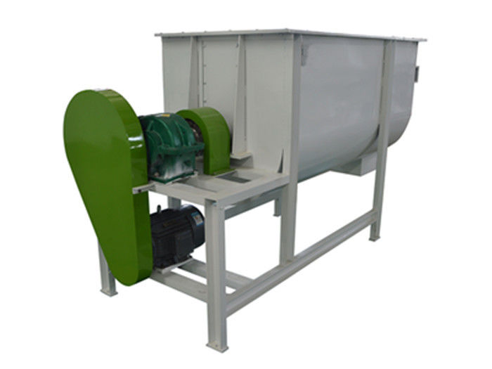High Efficiency Livestock Feed Mixer Feed Mixing Equipment With Liquid Additive